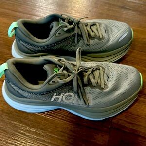 Hoka Bondi 8 women’s US size 7B